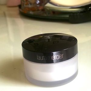 Laura Mercier Secret Brightening Powder
